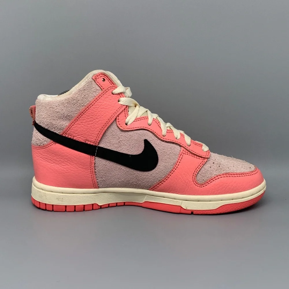 Nike Dunk High Hoops Pink‎ Basketball Shoes DX3359‑600 Women’s Sz 6.5 EU 37.5